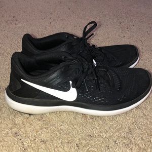 Nike Flex Run shoes